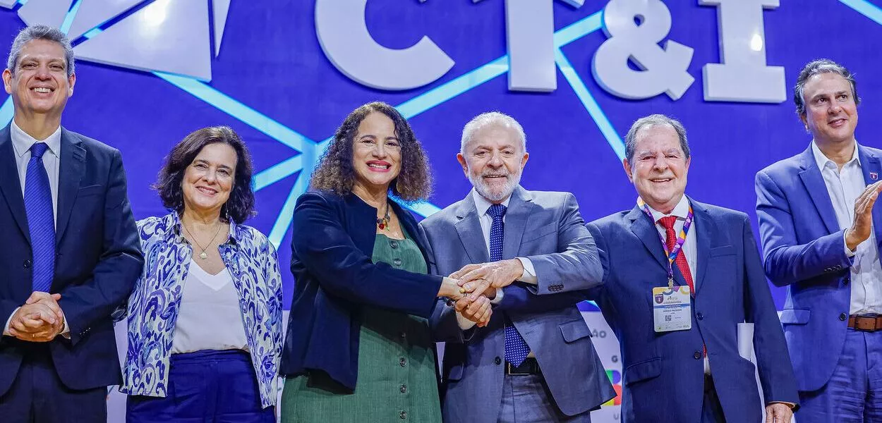 Lula durante cerimônia de abertura da 5ª Conferência Nacional de Ciência, Tecnologia e Inovação (CNCTI) (Foto: Ricardo Stuckert/PR)