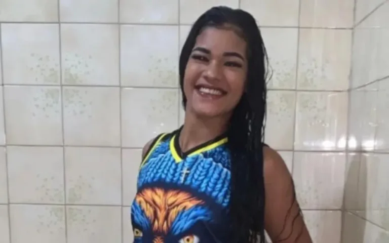 Corpo da jovem Camille Vitória Monteiro foi encontrado em área de mata, na BR-116, na Rodovia Rio-Magé Reprodução / Arquivo Pessoal