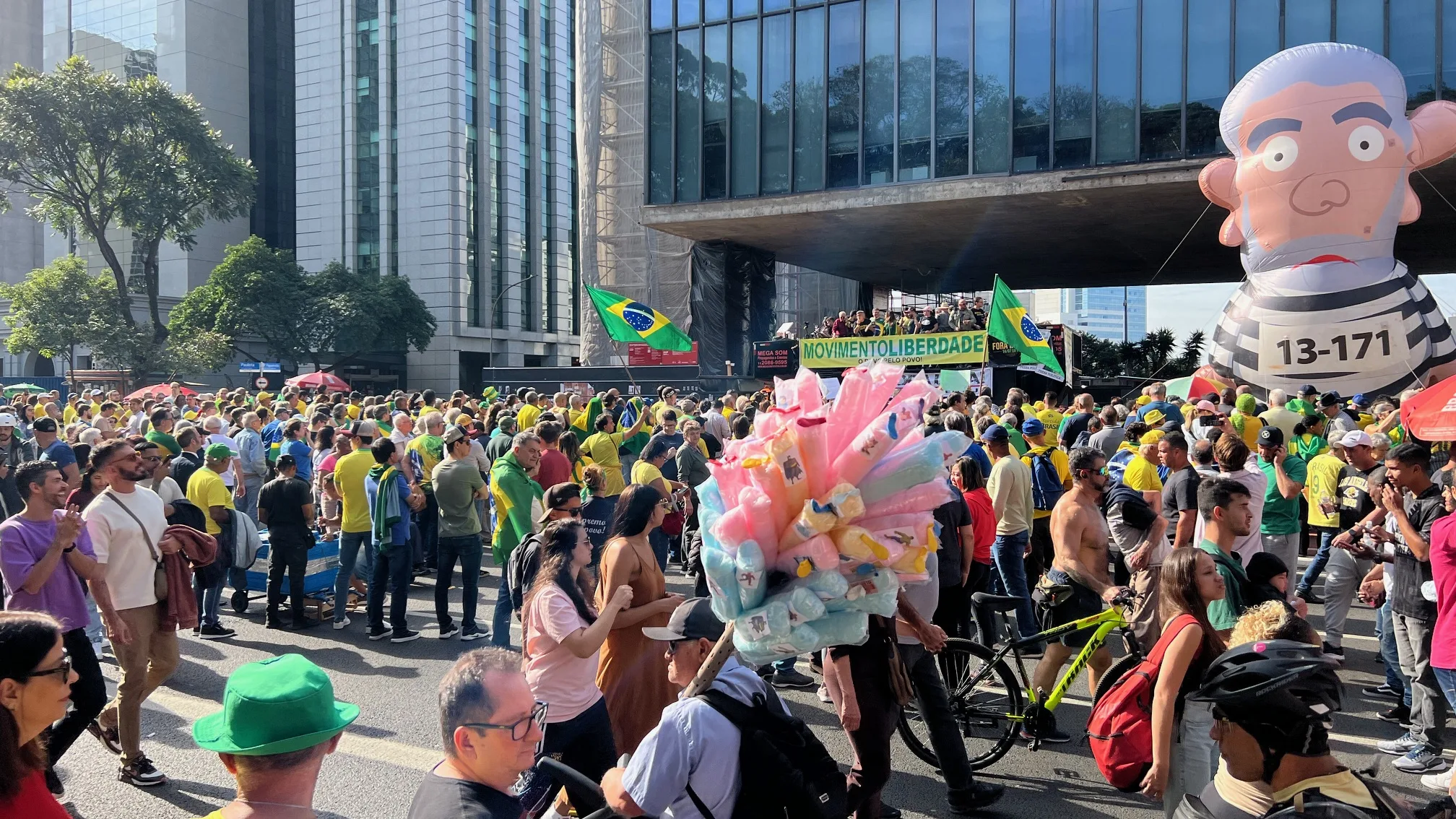 São Paulo SP 14/07/2024Fracassado ato contra o presidente Luiz Inácio Lula da Silva (PT) na av. Paulista, em São Paulo - SP. 13 de julho de 2024. Fotos: Roberto Parizotti
