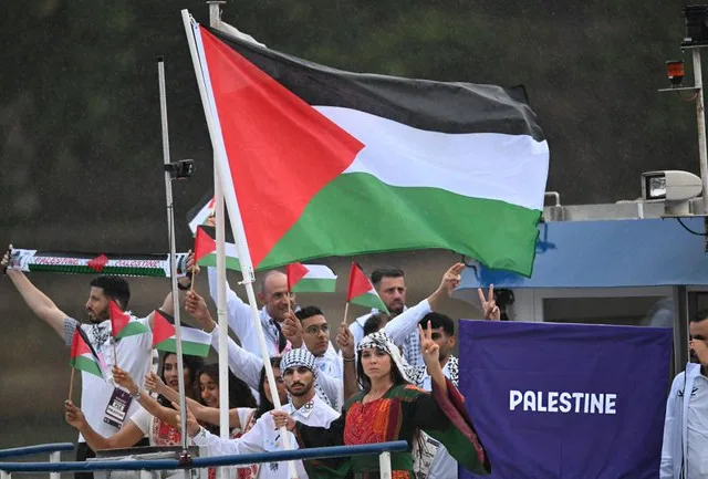 Apesar do GENOCÍDIO, Palestina presente nos Jogos Olímpicos Paris 2024 PALESTINA LIVRE!