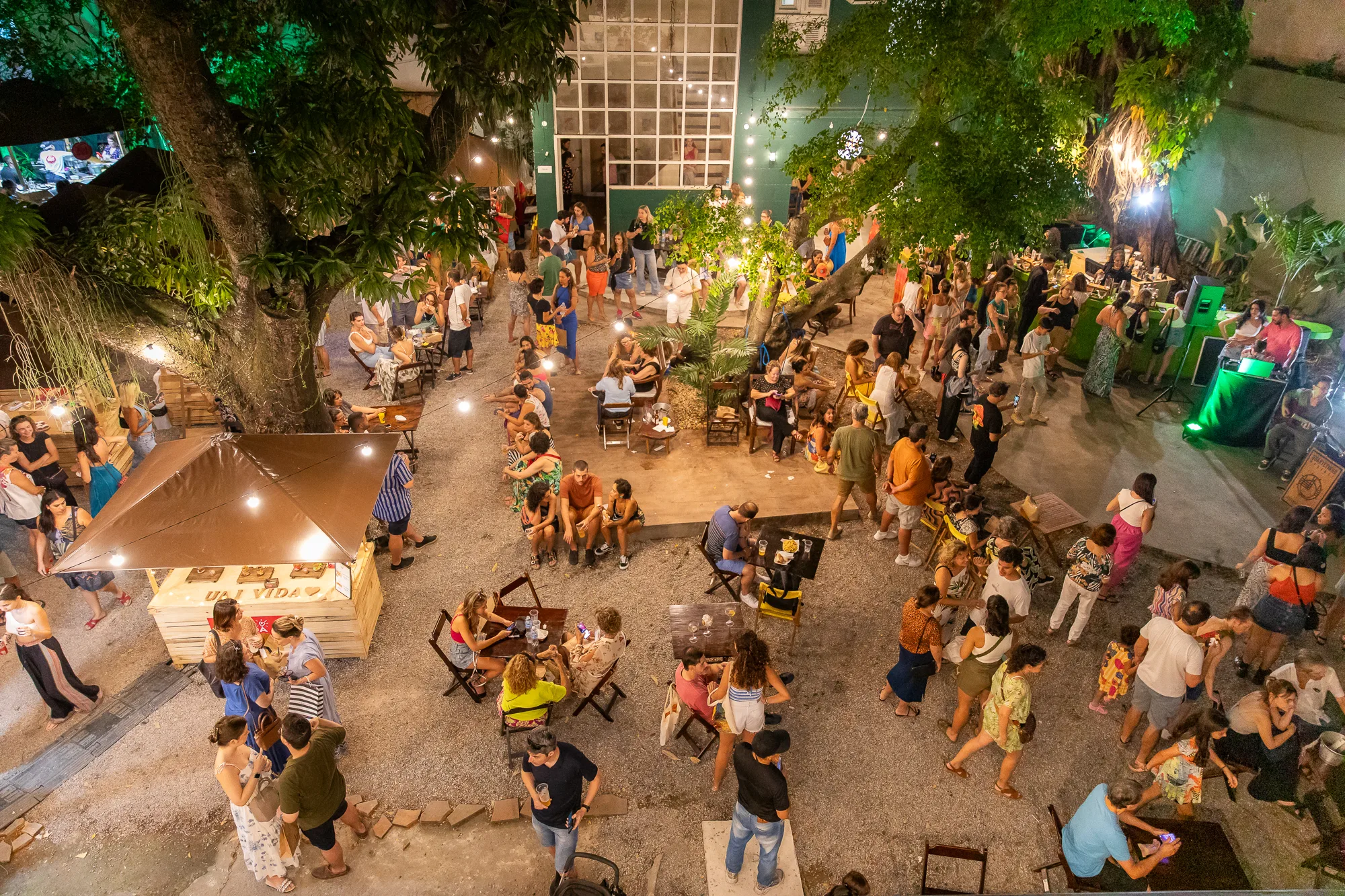 Feira Tropicana dias 24 e 25 no palacete Osório em Botafogo