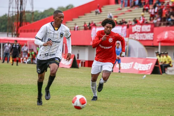 Voltaço bateu o Mecão por 2 a 0 (Crédito: João Carlos Gomes/AFC)