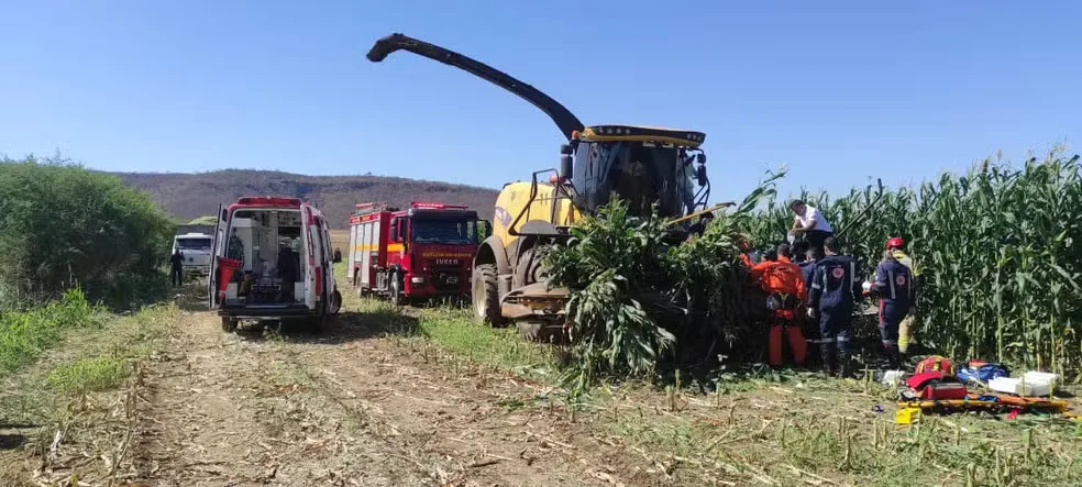 Suspeito de furtar milho morre após ter pernas engolidas por máquina em plantação | Diário Carioca