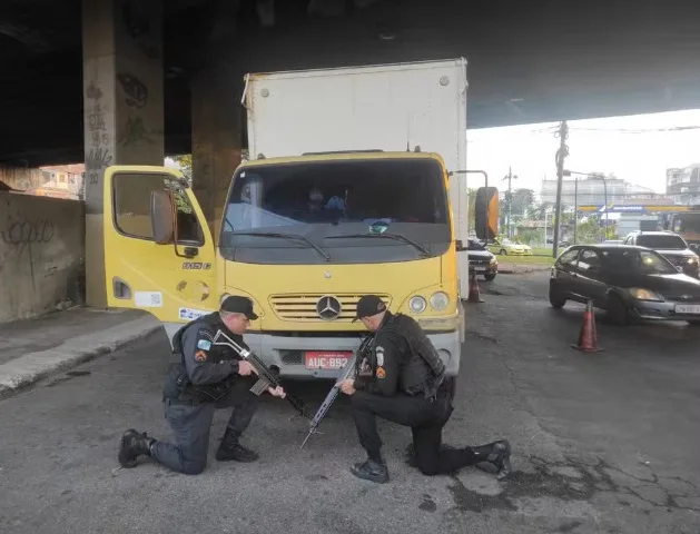 Homem é baleado quando levava filho para escola no Rio | Diário Carioca