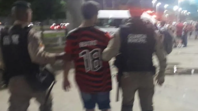 Homem é preso por agredir namorada após jogo no Maracanã | Diário Carioca