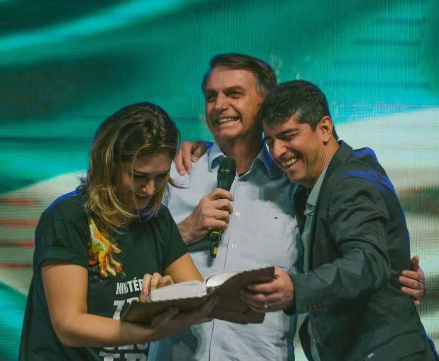 Jair e Michelle Bolsonaro com o Pastor - Foto: Reprodução