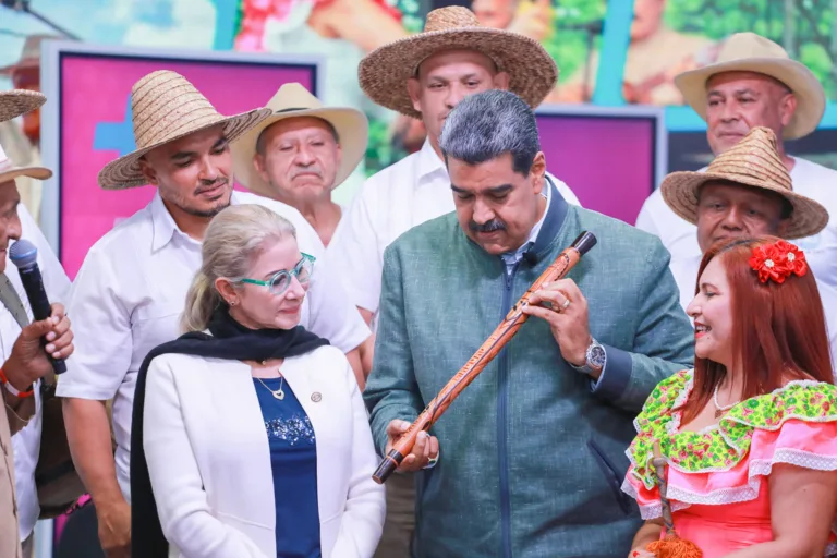 Nicolas Maduro na sua Rede Social Rede Social de Maduro/via Fotos Publicas