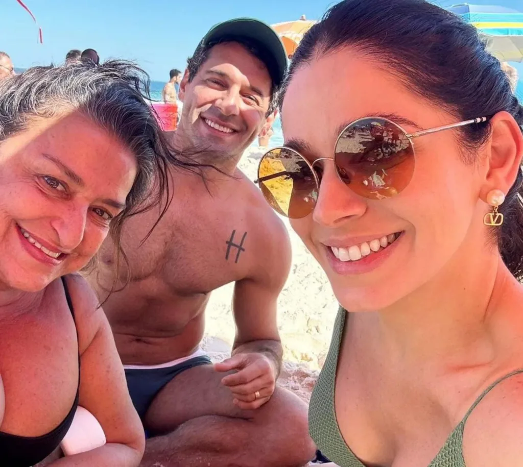 Grace Gianoukas, João Baldasserini e Sabrina Petraglia Reprodução / Instagram