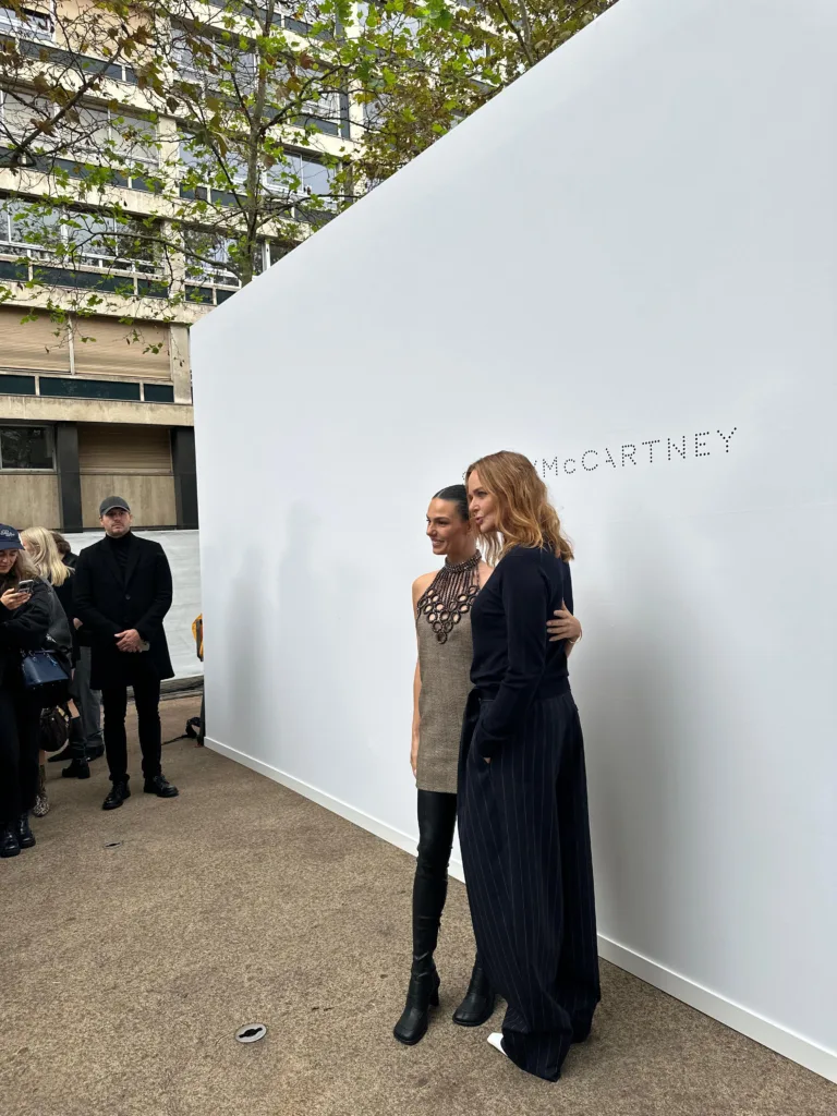 Isis Valverde com Stella McCartney