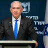 O primeiro-ministro israelense Benjamin Netanyahu fala durante uma entrevista coletiva em Jerusalém em 2 de setembro de 2024 [Ohad Zwigenberg/POOL/AFP via Getty Images]