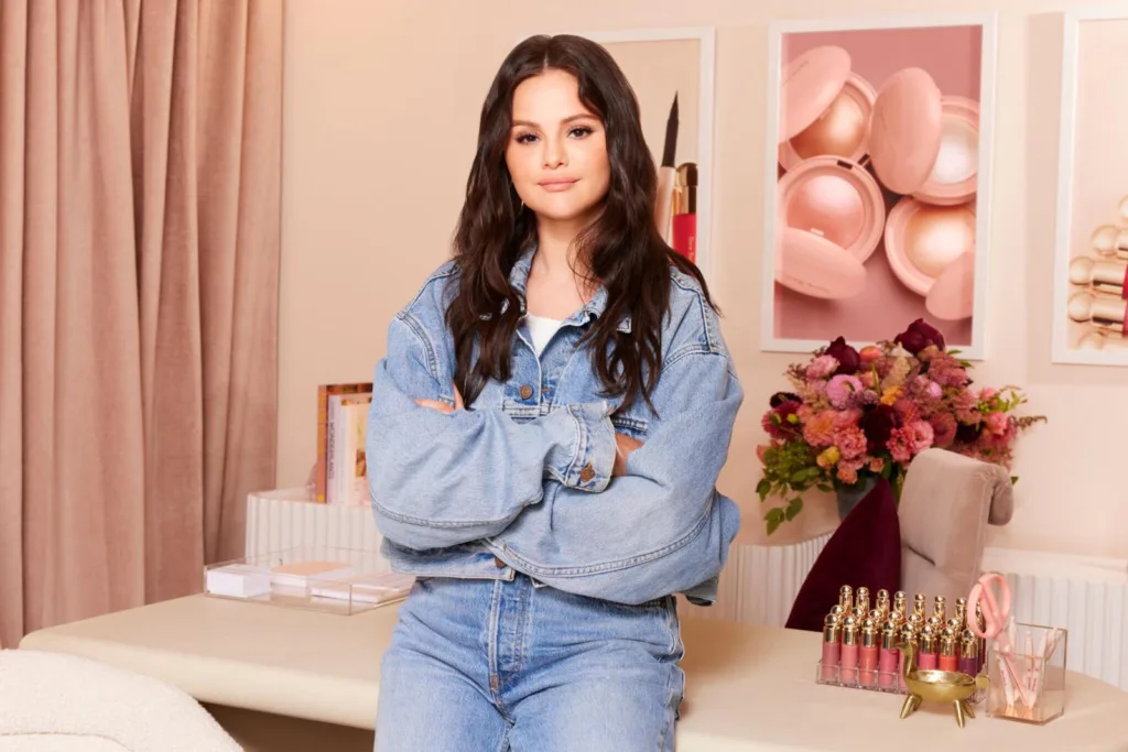 Selena Gomez será homenageada por sua liderança na resposta à crise global de saúde mental