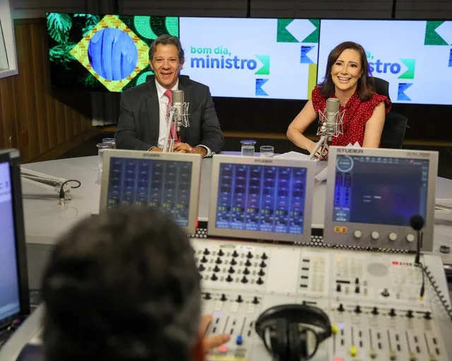 O ministro Fernando Haddad durante a conversa com radialistas de várias regiões do país no Bom Dia, Ministro. Foto: Fabio Rodrigues-Pozzebom/ Agência Brasil