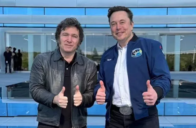 Javier Milei e Elon Musk (Foto: Divulgação/Presidência da Argentina)