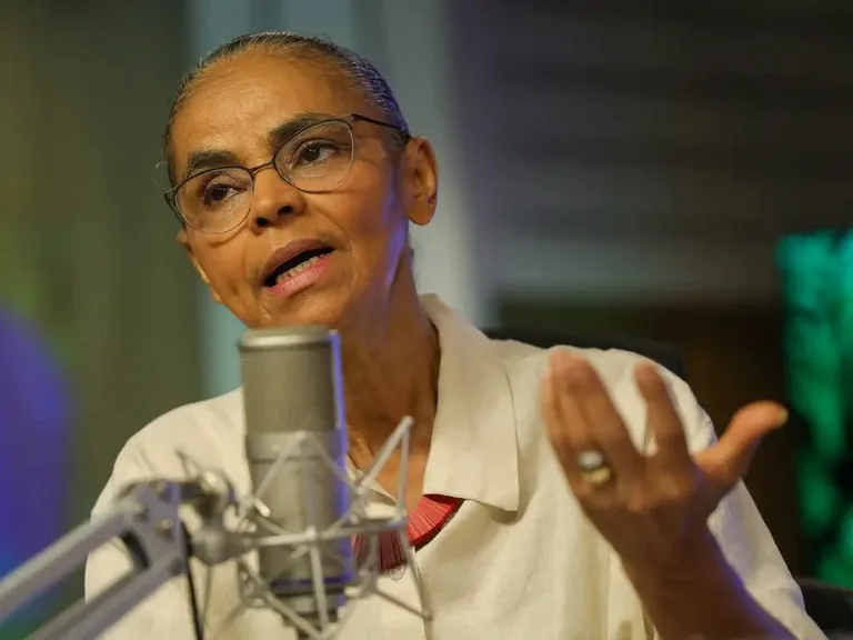 Marina Silva durante o programa Bom Dia, Ministra, transmitido pelo Canal Gov, da Empresa Brasil de Comunicação (EBC)