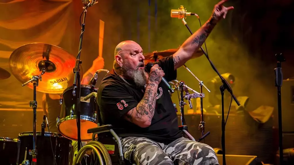 Paul Di’Anno, ex-vocalista da banda Iron Maiden, morre aos 66 anos. Foto: reprodução