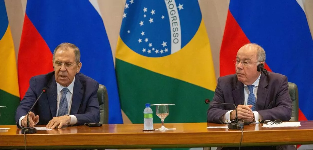 Os chanceleres Sergey Lavrov (Rússia) e Mauro Vieira (Brasil)