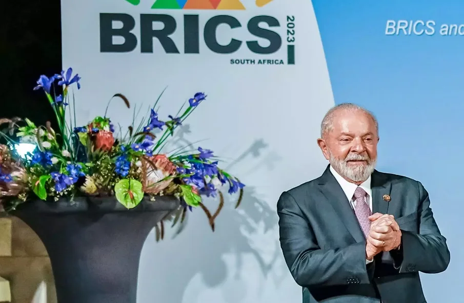 Alternativa ao dólar e ao FMI é foco da cúpula do Brics na Rússia | Diário Carioca