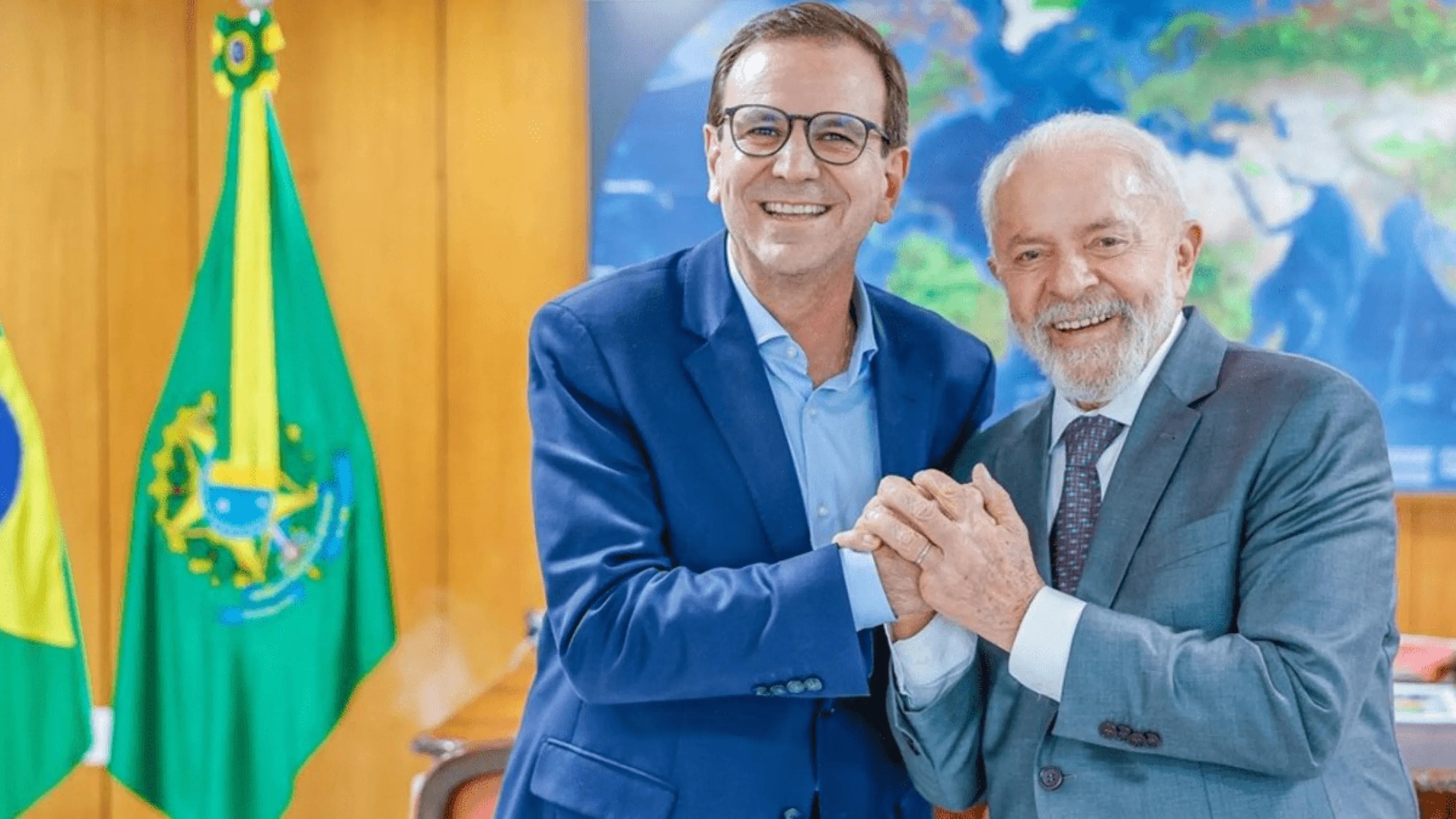 Eduardo Paes (PSD), prefeito reeleito do Rio de Janeiro, e o presidente Luiz Inácio Lula da Silva (PT) – Foto: Ricardo Stuckert