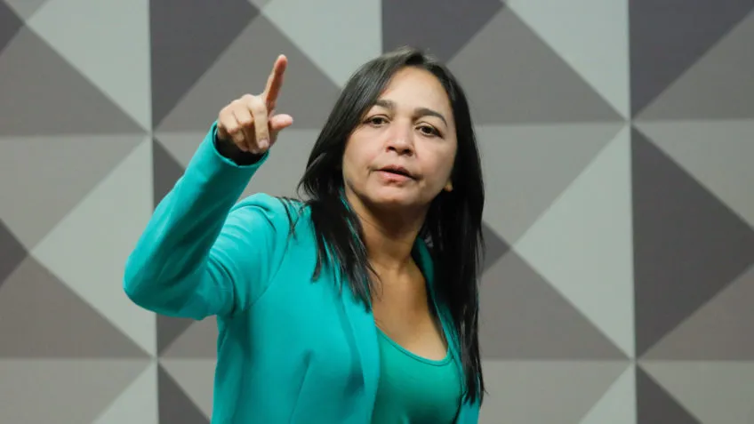 Eliziane Gama lança candidatura ao Senado sem apoio do PSD | Diário Carioca