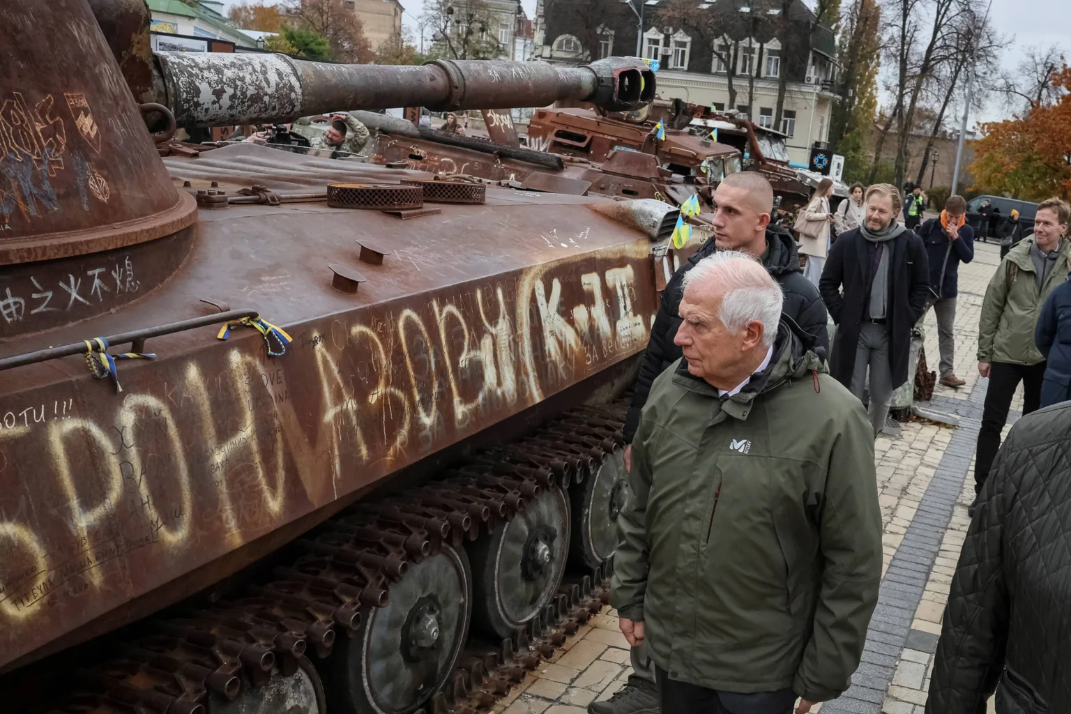 Josep Borrell em Kiev reforça apoio à Ucrânia contra a Rússia