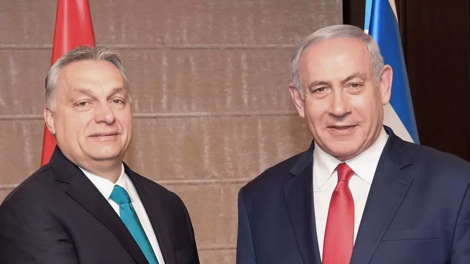 O primeiro-ministro da Hungria Viktor Orban e o primeiro-ministro israelense Benjamin Netanyahu – Foto: Reprodução