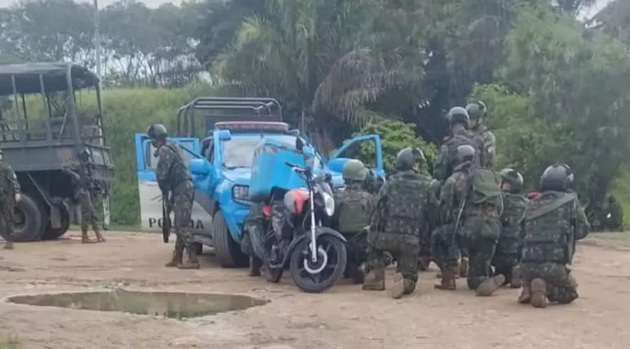 Militares do Exército foram resgatados por policiais militares na Cidade de Deus. Foto: Reprodução