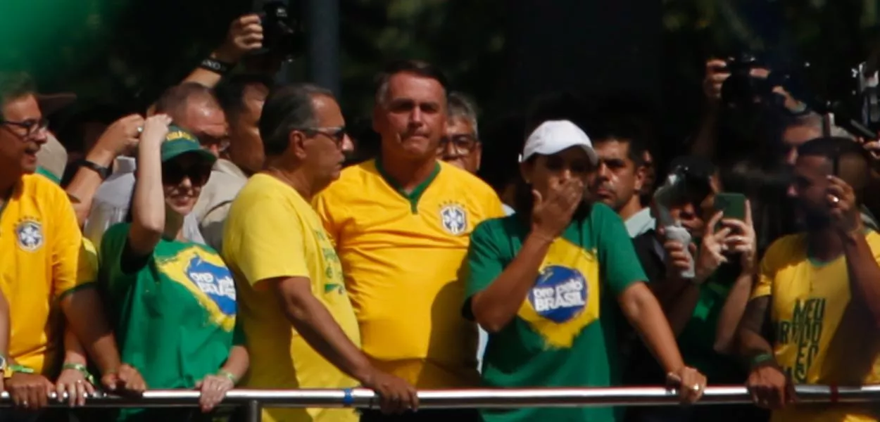 Silas Malafaia, Jair e Michelle Bolsonaro (Foto: Paulo Pinto/Agência Brasil)