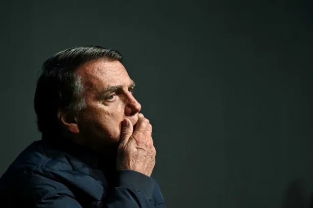 O ex-presidente Jair Bolsonaro (PL): PF suspeita da existência de uma organização criminosa no entorno do ex-capitão. Foto: reprodução