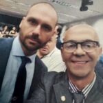 Francisco Wanderley Luiz, autor do atentado ao STF, ao lado de Eduardo Bolsonaro - Foto: Reprodução