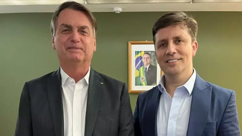 Prefeito de Balneário Camboriú se encontra com Bolsonaro durante visita em Brasília – Foto: Reprodução/