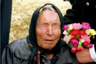 Vidente Baba Vanga prevê guerra mundial, contato alienígena e avanços tecnológicos para 2025. Entenda as polêmicas profecias.