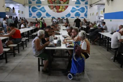 O fim de ano terá cardápio especial nos restaurantes de Bangu, Campo Grande e Bonsucesso. Crédito das fotos: Roberto Moreyra/SMTE