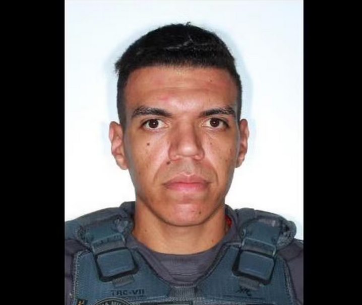 Soldado da PM é preso após arremessar entregador de ponte em São Paulo.