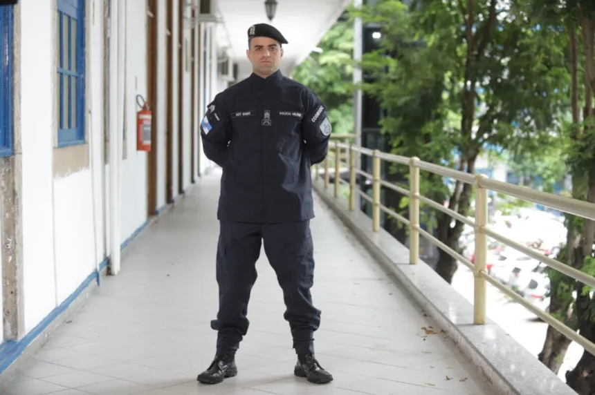 NOVA FARDA DA POLÍCIA MILITAR DO RIO DE JANEIRO COMEÇA A SER UTILIZADA NESTA SEGUNDA-FEIRA