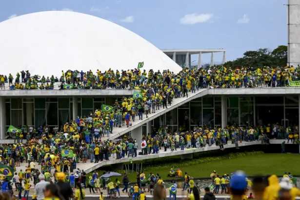 Atos golpistas de 8 de janeiro. - Foto: Marcelo Camargo/Agência Brasil