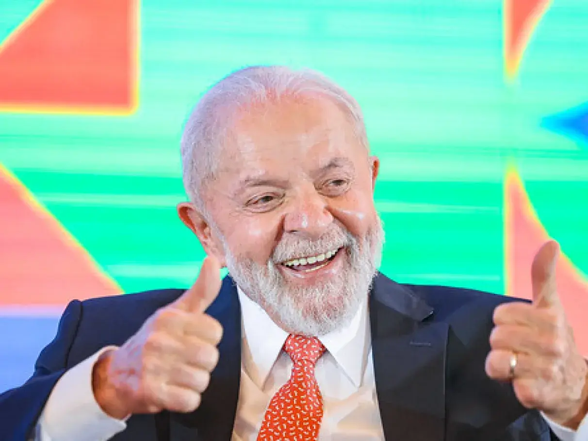 Governo Lula encerra 2024 com PIB em alta, desemprego em baixa e avanços históricos na indústria e sustentabilidade.