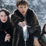 Susan, Peter e Lucy Pevensie, três dos quatro irmãos que protagonizam a saga da Disney