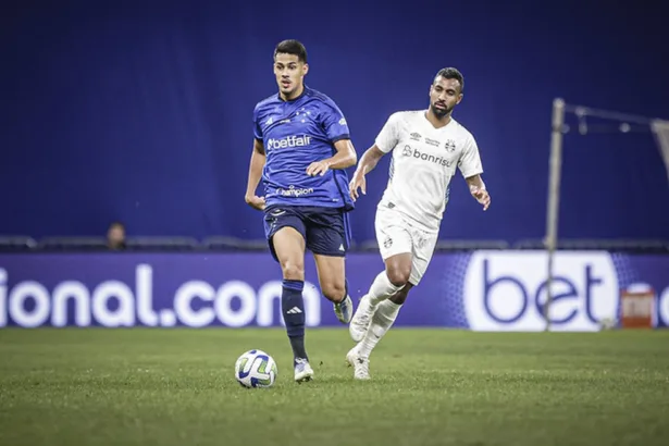 Lucas Oliveira no Kyoto Sanga — Foto: Divulgação/ Kyoto Sanga