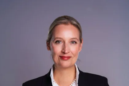 Alice Weidel, economista e primeira candidata da AfD à Chancelaria - Foto: @Alice_Weidel