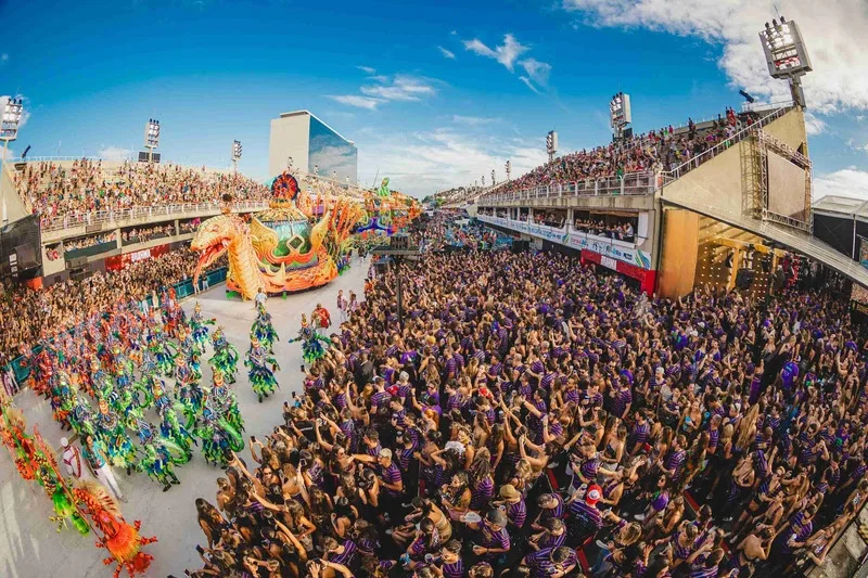 Camarote Allegria no desfile das campeãs de 2024