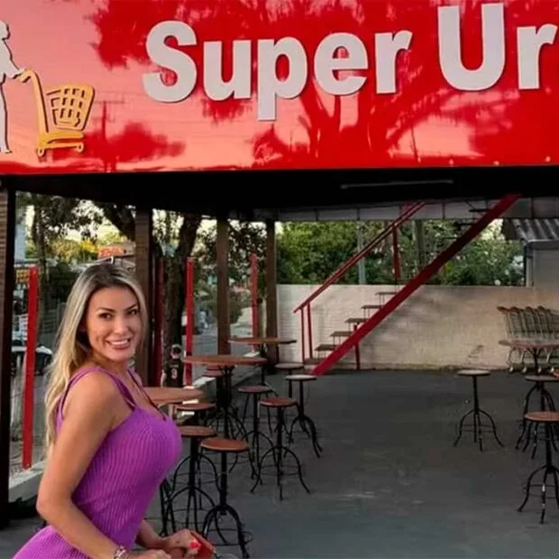 Andressa Urach inaugura supermercado em Viamão, RS. Conheça o Super Urach, novo empreendimento da influenciadora e ex-A Fazenda.