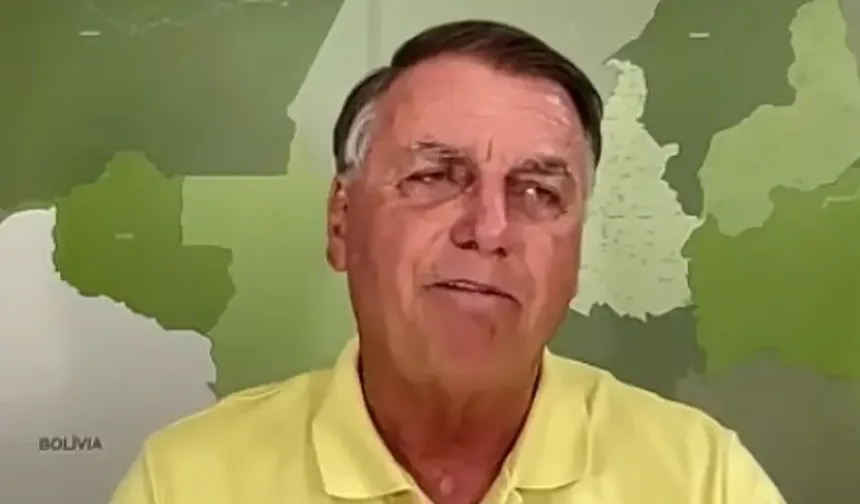 O ex-presidente Bolsonaro em entrevista à Rádio Auri Verde. Foto: reprodução