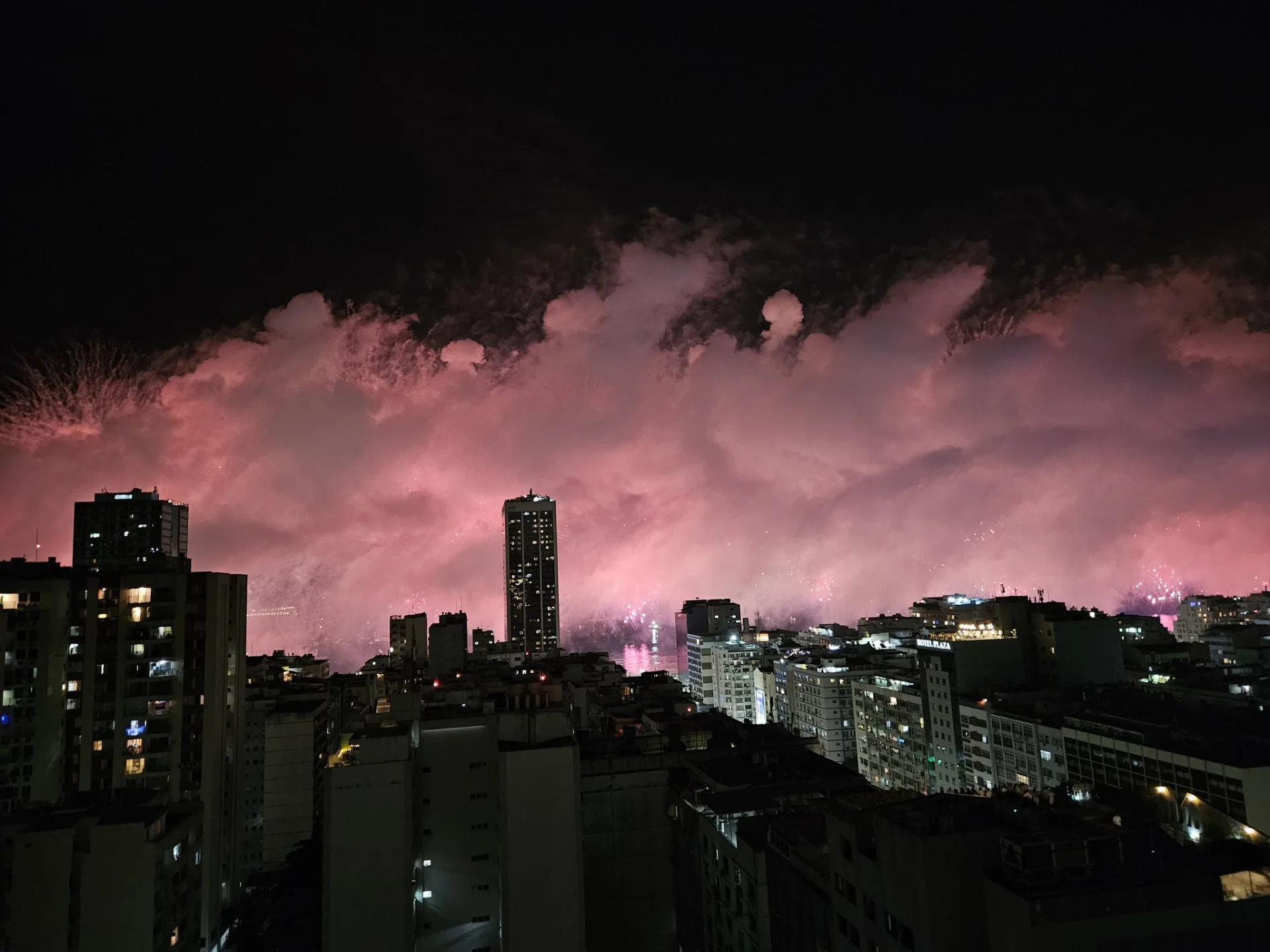 Réveillon em Copacabana. Reprodução/X