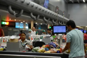 Custo da cesta básica desacelera na cidade do Rio e apresenta leve alta de 0,28%